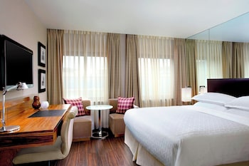 Executive Room, 1 King Bed
