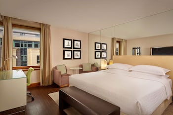 Club Room, 1 King Bed