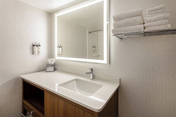Standard Room, 2 Queen Beds