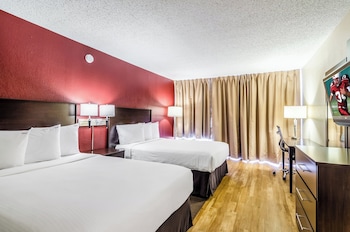 Premium Room, 2 Double Beds (Upgraded Bedding & Snack, Smoke Free)