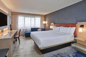 Room, 1 King Bed, Balcony
