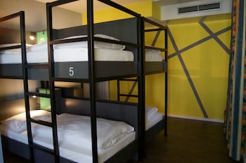 Shared Dormitory, Mixed Dorm (8 beds)