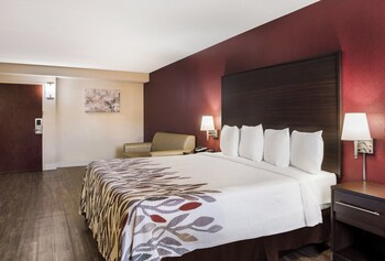 Superior Room, 1 King Bed with Sofa bed, Non Smoking