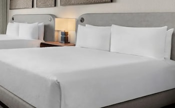 Room, Multiple Beds (With Accessible Shower/Tub Combo)