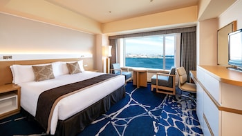 Classic Room, 1 King Bed, Harbor View
