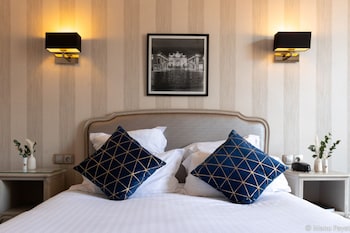 Double Classic Room - courtyard view