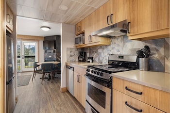 Studio Condo