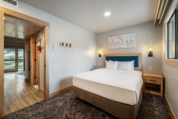 Deluxe Condo, 1 Bedroom (Loft - King, Queen)
