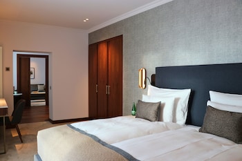 Deluxe Suite, 1 Bedroom, Mountain View (Deluxe One Bedroom Suite)