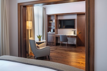 Premier Room