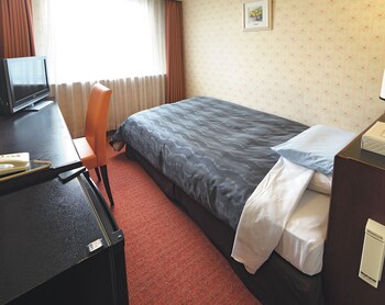 Standard Single Room, Smoking