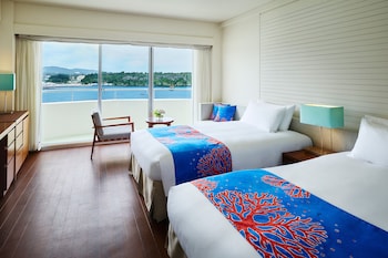 Classic Room (2 Single, Coral Floor, Manza Beach Vw)