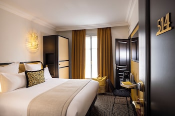 Classic Room, Courtyard View