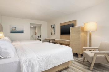 Standard Room, 2 Queen Beds, Mobility Accessible (Communications, Accessible Tub)