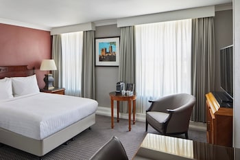 Superior Room, 1 King Bed, River View