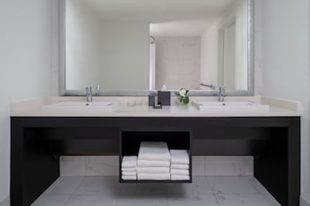 Executive Suite - 1 Bedroom Tower