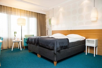 Deluxe Double Room (View)