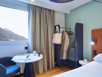 Standard Room, 2 Twin Beds