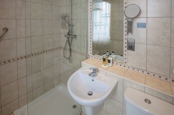 Executive Room, 1 King Bed, Non Smoking, Kitchenette