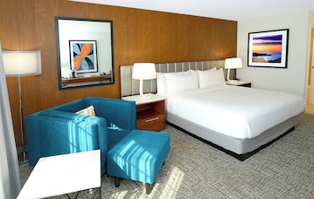 Standard Room, 1 King Bed