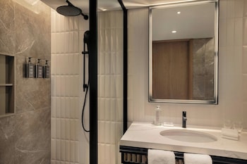 Signature Room, 2 Queen Beds, City View