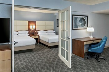 Suite, 2 Queen Beds, Non Smoking