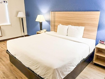 Standard Room, 2 Queen Beds, Non Smoking