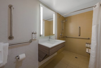 Room, 2 Double Beds, Accessible (Mobility, Roll-In Shower)
