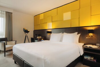 Comfort Room, 1 Double Bed, Balcony