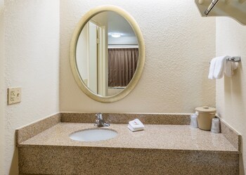 Standard Room, 2 Double Beds (Smoke Free)