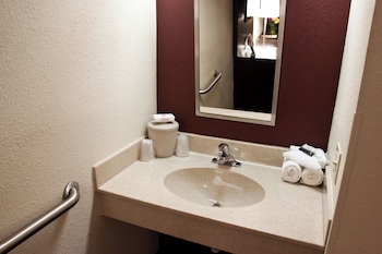 Deluxe Room, 1 King Bed, Accessible (Smoke Free)