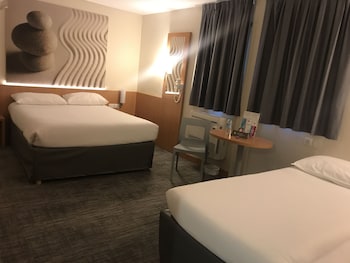 Standard Room, 3 Twin Beds
