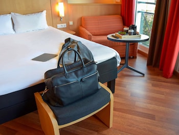 Superior Room, 1 Double Bed with Sofa bed
