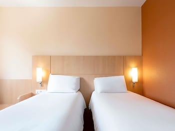 Standard Room, 2 Twin Beds