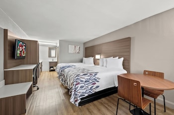Deluxe Room, 2 Double Beds, Smoking, Kitchenette