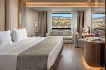Superior Inland View (3 adults)
