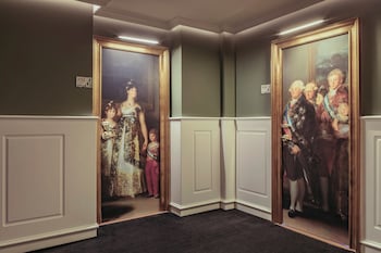 Junior Suite Red Level