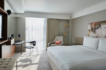 Executive Room, 1 Queen Bed