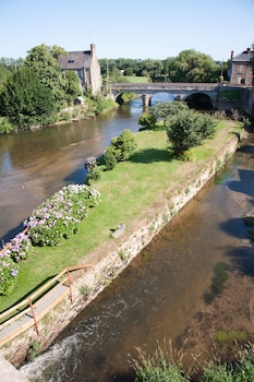 Comfort Room, 1 Double Bed, River View (Twin bed on request)