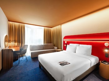 Superior Room, 1 Double Bed with Sofa bed, Non Smoking, City View (Plus)