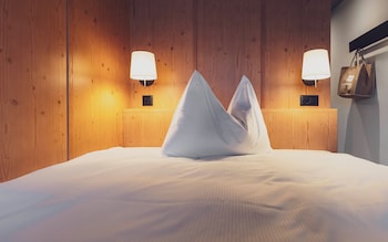Classic Single Room