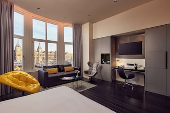 Junior Suite, 1 King Bed