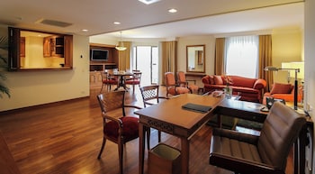 Suite, 1 King Bed