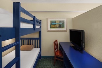 Suite, Multiple Beds