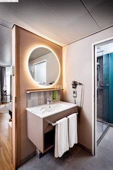 Superior Room, 1 King Bed (Room renovation in 2020)