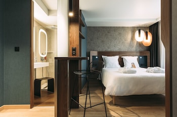 Prestige Room