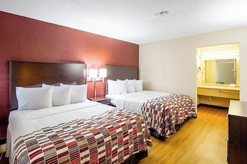 Deluxe Room, 2 Queen Beds, Non Smoking