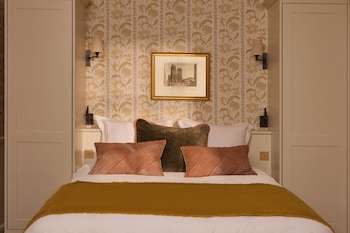 Junior Room
