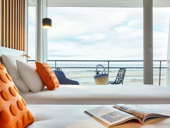 Superior Twin Room, 2 Twin Beds, Balcony, Sea View (Balcony)