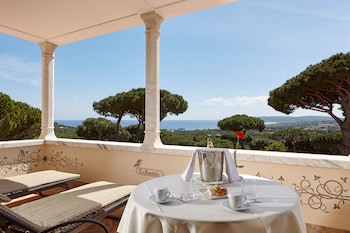 Suite (Riviera)